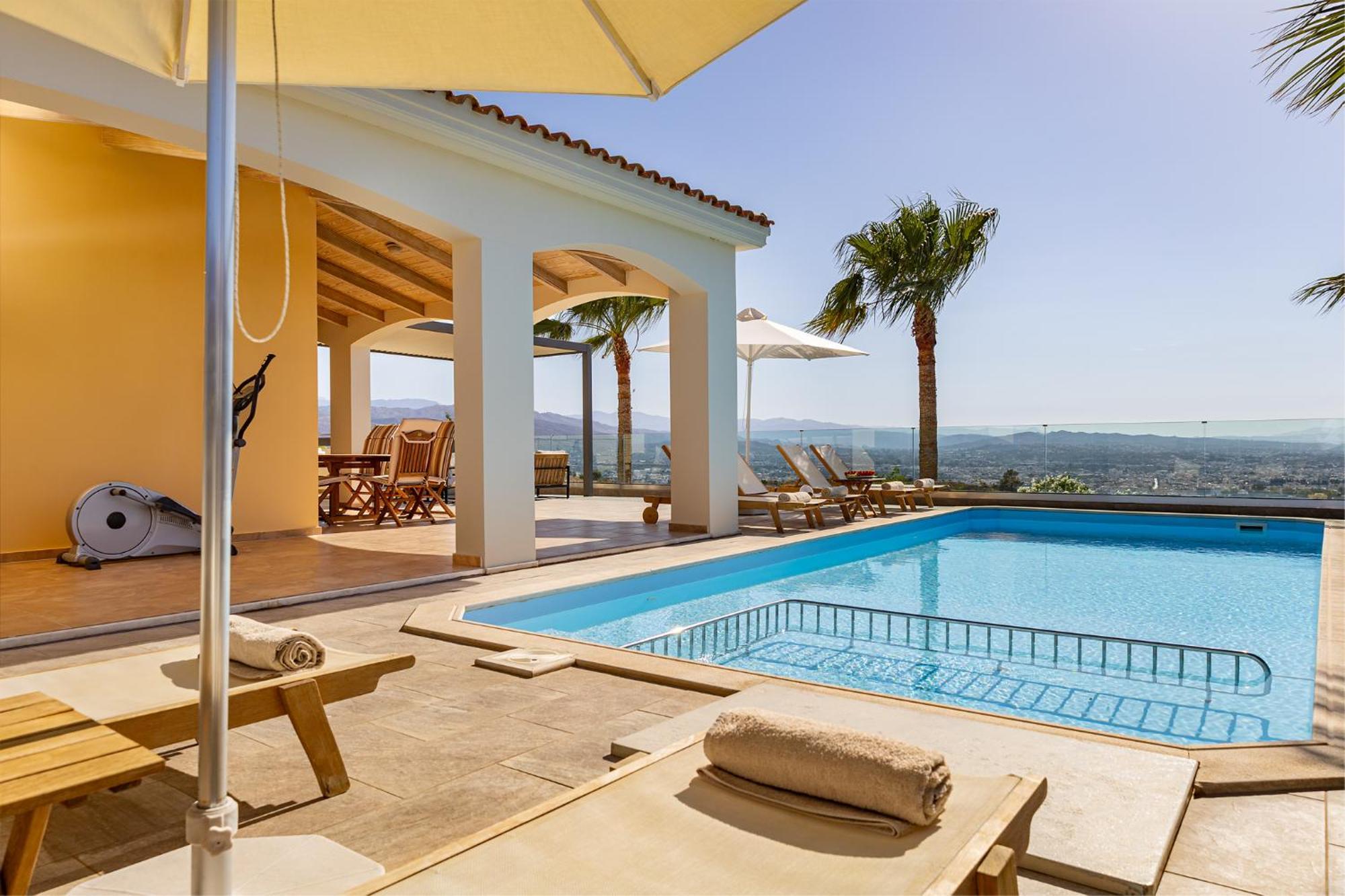 Karmilos Hill Villa Chania  Buitenkant foto
