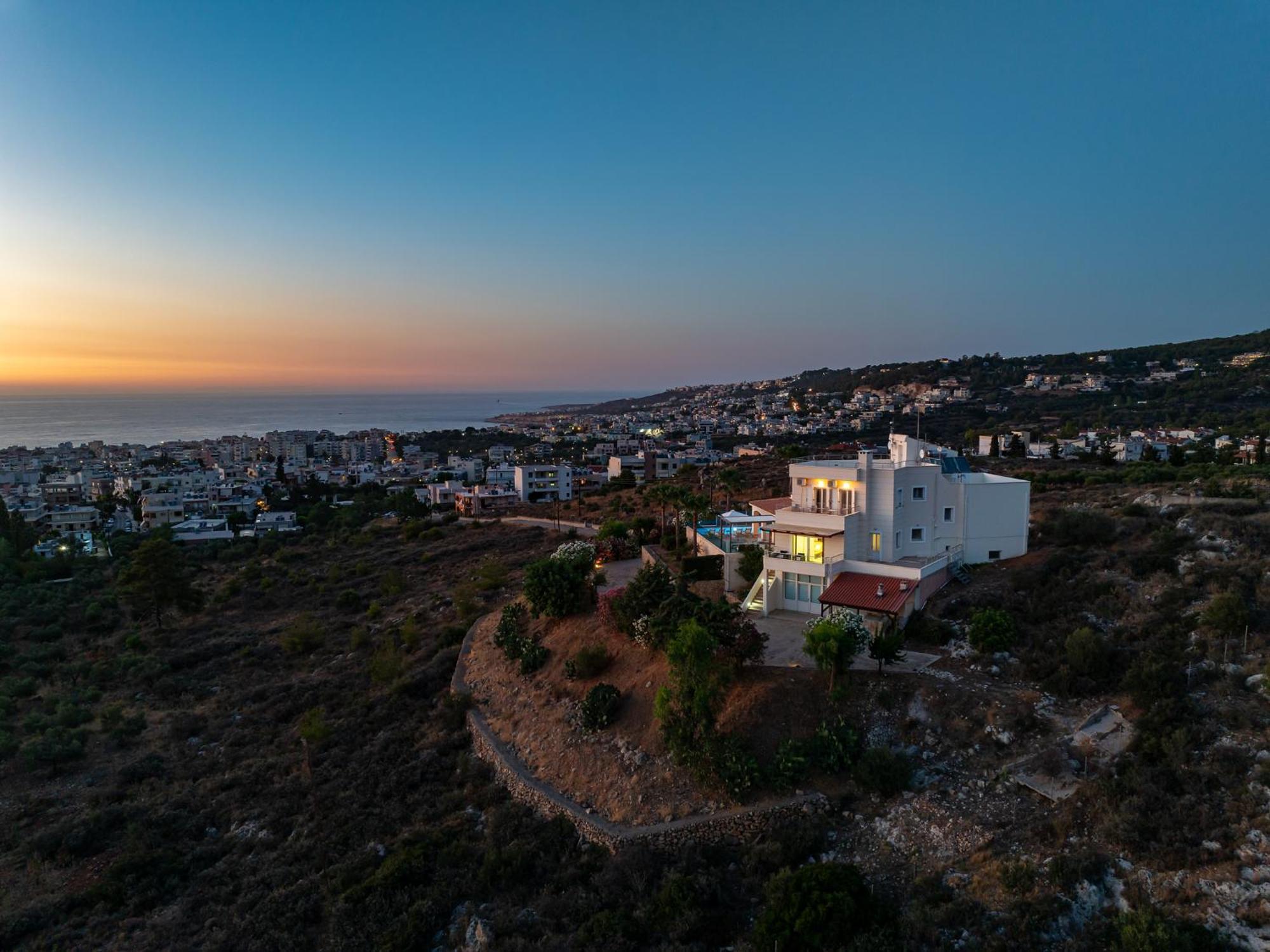 Karmilos Hill Villa Chania  Buitenkant foto