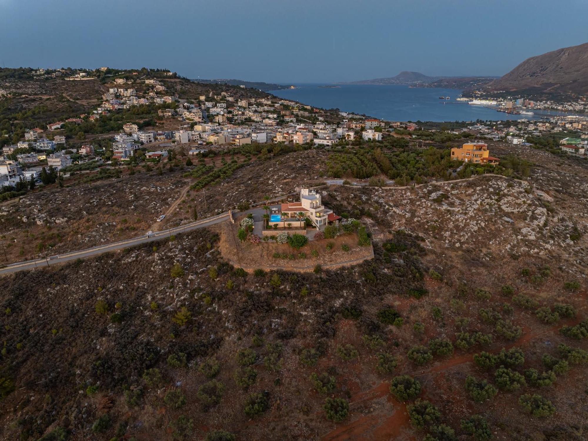Karmilos Hill Villa Chania  Buitenkant foto